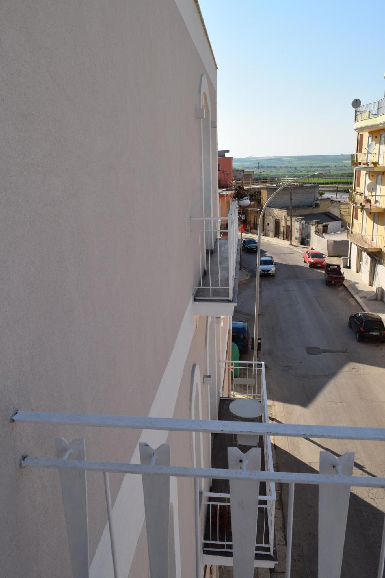 Domus Al Corso Con Servizio B&B Canosa di Puglia Dış mekan fotoğraf