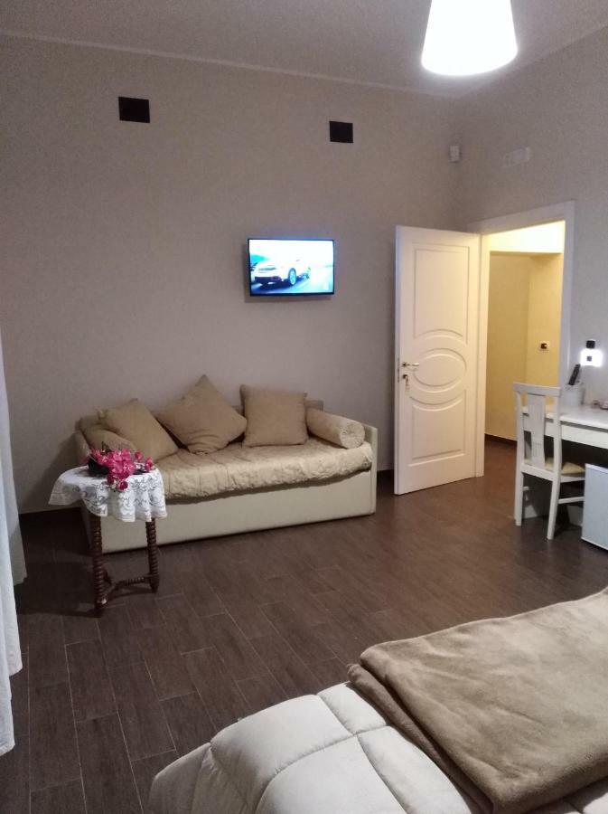 Domus Al Corso Con Servizio B&B Canosa di Puglia Dış mekan fotoğraf